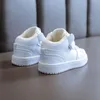 First Walkers Spring/Autumn Baby Shoes Leather High-help Toddler Boys Shoes Soft Sole Outdoor Tennis White Fashion Little Girls Sneakers 230325