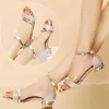 Sandalias Moda Sandalias para mujer Oro Plata Tacones bajos Zapatos casuales Mujer Punta abierta Verano Cuadrado Mujer Tobillo Correa Cubierta Tacones Tamaño 43 Z0325