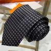 2023 MAN MEN NECTIE MENS Designer nek stropdas Suite SCANTIES Luxe zaken Men Silk Ties Party Wedding Nekkleding Cravattino Krawatte Choker Hawaiian 1H121