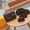 Lady Cosmetic Bags Fashion 4pcs Set Makeup Case Women Designers Toiletische Travel Pouch Bag Dames Porties Hoge kwaliteit PVC Toes Handtassen Handtassen