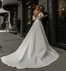 Fabuleux robes de mariée plissées robes de mariée fendues sur le côté décolleté en cœur avec manches courtes une ligne balayage train Satin robe de Novia