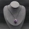 Wire Wrap Naturkristall-Anhänger-Halskette, unregelmäßiger quadratischer Trommelstein-Charm, Opal-Amethyst-Lila-Kristall-Halskette für Frauen