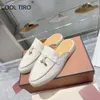 Sandali Mezze pantofole con chiusura in metallo Ciabatte da donna Scarpe basse in pelle scamosciata Mocassini da passeggio estivi Punta tonda senza schienale Diapositive alla moda aperte sul retro 230325