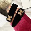 High End Fashion Design Hairpin Populära varumärkeshuvudbonader Ny high-end Small Sponge Hair Clip Fine Design Accessories Girl250b