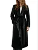 女性用ジャケット2023春秋の女性ファッションブラックプーフェイクレザートレンチコートレディ韓国韓国の長い大きさのゆるいベルトストリート衣料230324