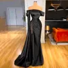 Prom feestjurk formele nieuwe zwarte avondjurken op maat gemaakte plus size satijnen zipper mouwloze plooid zeemeermin kralen trompet off-shoulder