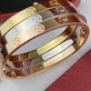 Love bangl bangle 18k pulseira de ouro mens para mulher designer 16 17 18 19cm T0P qualidade mais alta qualidade contador moda luxo estilo clássico presente de aniversário 014