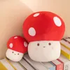 23 cm Petit Champignon Série Doux Mignon Coussin Légumes En Peluche Jouets Oreiller Accessoires Jouet En Gros