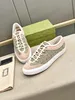 Designer Beige Canvas Skor Dubbla G sneakers för män 738992 Mocka Trimmade Monogram Canvas Sneakers För män Trainer Italien Designer Platform Shoe