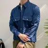 Chemises décontractées pour hommes Chemise en denim britannique Slim à manches longues Outillage Ligne contrastée Double poches Tenues de club social Bureau