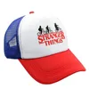 Strange Thing Trucker Cap, Designer-Buchstaben, bestickte Baseballmütze, modische Straßenkappe für Männer und Frauen