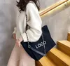 Mulheres bolsas de luxo designer praia saco moda tricô bolsa ombro grande tote com corrente ouro lona saco compras c230325