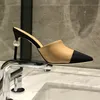 Femmes Stiletto Sandales Classic Designer Pointy Slippers Sexy Small Encens Beads Dress Shoes Centant Office Office Banquet Party Chaussures 3940569