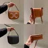 Designer Tassen vrouwen kruislichaam halfronde schoudertas designer portemonnee portemonnee geborduurde koehide ontwerp messenger handtas tas 230224X