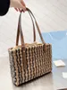 Designer Straw Bag Raffia Shoulder Bag Tote Women Beach Bags Luxury Handväskor Mesh andningsväskor Vävd Shopping Summer Straw Microfiber broderad