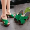 Sandaler Kvinnor 2023 Square High Heel Platform Flock Casual Rivet Pumps Peep Toe Female Elegant Ladies Shoes Zapatos de Mujer