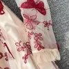 Stereoskopisches Schmetterlings-Stickerei-Mesh-Rundhalskleid Sommer neuer Stil Taillenwickel zeigt schlankes Temperament A-Linie großes schwingendes langes Kleid