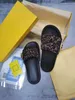 Роскошные сандалии дизайнерские кожаные тканевые женские сандалии летние кожаные туфли на плоской подошве модные пляжные женские тапочки F буква слайд 35-42