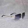 Lüks tasarımcı moda güneş gözlüğü% 20 indirim vintage rimless büyük boy erkekler oculos leopar tarzı kare metal gölge kesme lens gafas kadınlar için outoorkajia için