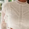 Damenblusen, weiße Spitze, Damenoberteile und Bluse, sexy, aushöhlen, Netz-Crop-Top, elegant, langärmelig, Embriodery, durchsichtig