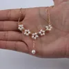 Collane con ciondolo Fiore di prugna da 3,5 mm all'ingrosso realizzato con collana di perle di patate d'acqua dolce naturale per le donne