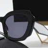 Top occhiali da sole di lusso occhiali da sole polaroid designer da donna Occhiali da uomo senior Occhiali da vista per occhiali da vista da donna Occhiali da sole in metallo vintage con scatola leopardata