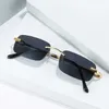 10% de réduction sur les lunettes de soleil pour hommes et femmes de luxe 20% de réduction sur la carte sans cadre tendance tête de léopard petite boîte lunettes de soleil optiquesKajia