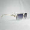 Luksusowe projektanta okularów przeciwsłonecznych 20% zniżki na vintage kwadrat bez obręczy Mężczyźni Oculos Diamond Krojek Kształt Kształt Shade Metal Frame Free Clear Sklose do odczytu Gafaskajia