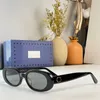 Small Frame Ladies Glasses Suns Men Summer 0961 estilo anti-ultravioleta Retro Plate Oval Moda Viagens de Viagens Men Men Contraste de Luxo Melhoramento de Luxo Tons de luxo Caixa aleatória