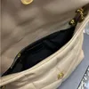 Sac de luxe pour femmes Sac à bandoulière simple fourre-tout matelassé sac en cuir véritable boucle 6 couleurs mode 2023 Internet célébrité frappé sac à bandoulière sac à main pour femme