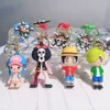 Cartoon Cute Animation Luffy karaktär smycken nyckelring ryggsäck bil mode nyckelring tillbehör hängare 4 färger