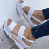 Sandalet kadın ayakkabıları moda sandaletler peep ayak parmağı sandalet kadın plaj yürüyüş ayakkabıları düz renk kama sandaletler nefes alabilen sandalias mujer aa230403