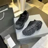 Project Balencigas Balencaigaity Casual ontwerper De schoenen Hacker Men Women Platform Defender Sneakers Beige Black Tyre Shoes S FTC