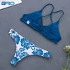 Kvinnors badkläder bro blommig marinblå bikini set kvinnor låg midja två stycken simning kostymer korsar randig kvinnlig sexig strand plavky
