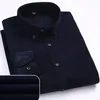 Chemises décontractées pour hommes grande taille 6XL automne hiver qualité chaude 100% coton velours côtelé à manches longues col boutonné chemises décontractées pour hommes confortable 230325