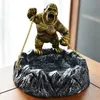 Latest Colorful Resin Gorilla King Smoking Ashtray Desktop Herb Tobacco Cigarette Tips Portable Innovative Container Cigar Holder Bracket Ashtrays DHL