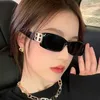 30 % de réduction sur les nouvelles lunettes de soleil de luxe pour hommes et femmes 20 % de réduction sur la petite monture carrée coréenne en ligne tendance rouge ins personnalisé