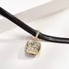 Choker luksusowy design czarny kwadratowy wisiorki naszyjniki dla kobiet seksowny skórzany łańcuch szyi goth chocker imprezowy akcesoria biżuterii