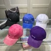 Classique Hommes Femmes Designer Caps Casquette de baseball de haute qualité avec des lettres Sea Waves Mode Sun Hat Casquette Chapeaux 24 Colorspfgj