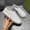 Luxurys Sıradan Ayakkabı Espadrilles Yaz Tasarımcıları Erkekler Düz plaj Yarım Terlik Moda Man Loafers Balıkçı Tuval Ayakkabıları Kutu 38-46