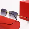 Lyxdesigner mode solglasögon 20% rabatt för män kvinnor ramlös stekt degvridningar metallben optik mode personliga glasögon