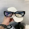 20% de réduction sur le concepteur de luxe Nouveaux lunettes de soleil pour hommes et femmes 20% de réduction sur le châssis noir power Cat Fashion High Grade Face Anti Blue Lens Myopia 18W