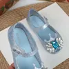 샌들 미니 소녀의 패션 공주 소프트 밑창 다이아몬드 샌들 통기성이없는 고품질 고품질 젤리 비치 신발 hmi094 W0327