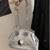 Kvinnokedja axelväska lyxig crossbody designer handväska mini saturn väskor bowling tote handväska svart silver röd plånbok