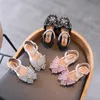 Sandalen Sommer Mädchen Sandalen Mode Pailletten Strass Schleife Mädchen Prinzessin Schuhe Baby Mädchen Schuhe Flache Ferse Sandalen Größe 21-35 SHS104 W0327