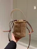 woody große Modetasche Designer-Größe Raffia-Einkaufstasche Handtasche gewebtes Leder Eimertaschen mit Buchstaben Sommer Strohwickel-Gemüsekorb