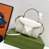 Designer femmes sac fourre-tout sac à bandoulière Mini sac à main en peau de mouton 2023 mode sac à bandoulière rivet surdimensionné ouvrir et fermer l'argent des femmes de luxe