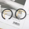2023 Designer Neue S925 Silber Nadel Mode Persönlichkeit übertrieben F Brief Kalten Wind Große Kreis Ohrringe