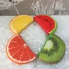 Carteiras 10pcs Designs para bolsa de moedas de frutas de escolha - 9-12 cm aprox. Bolsa de bolso de bolso de pelúcia G230327