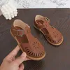 Sandals Girls New Sandals Children's Hollow Soft Sole Shoes Carved Fashion Princess Shoes Beach Shoes Hot Cut-outs Princess W0327